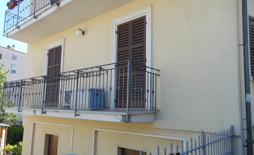 B&B La Luna dal Borgo Iesi Habitación foto